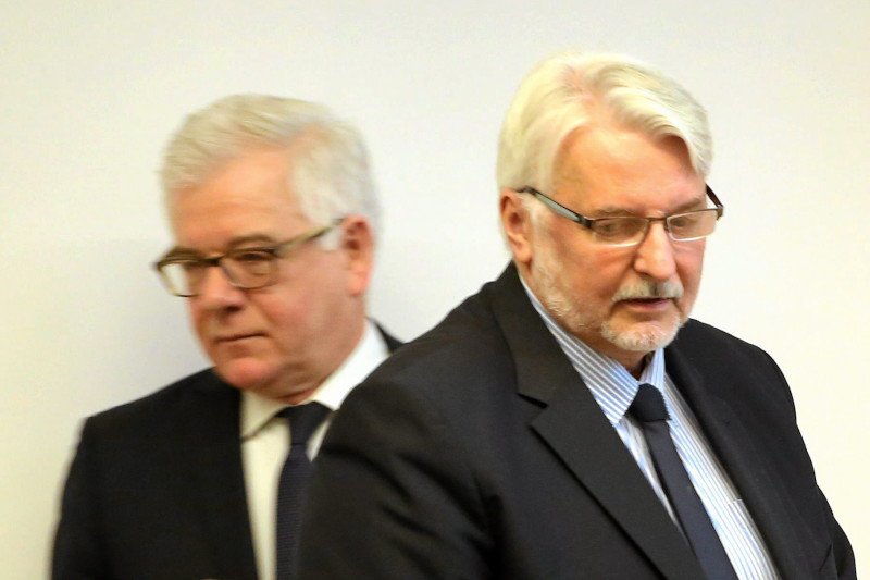 Witold Waszczykowski znowu nawiązał do Jacka Czaputowicza i bronił rządu Beaty Szydło.