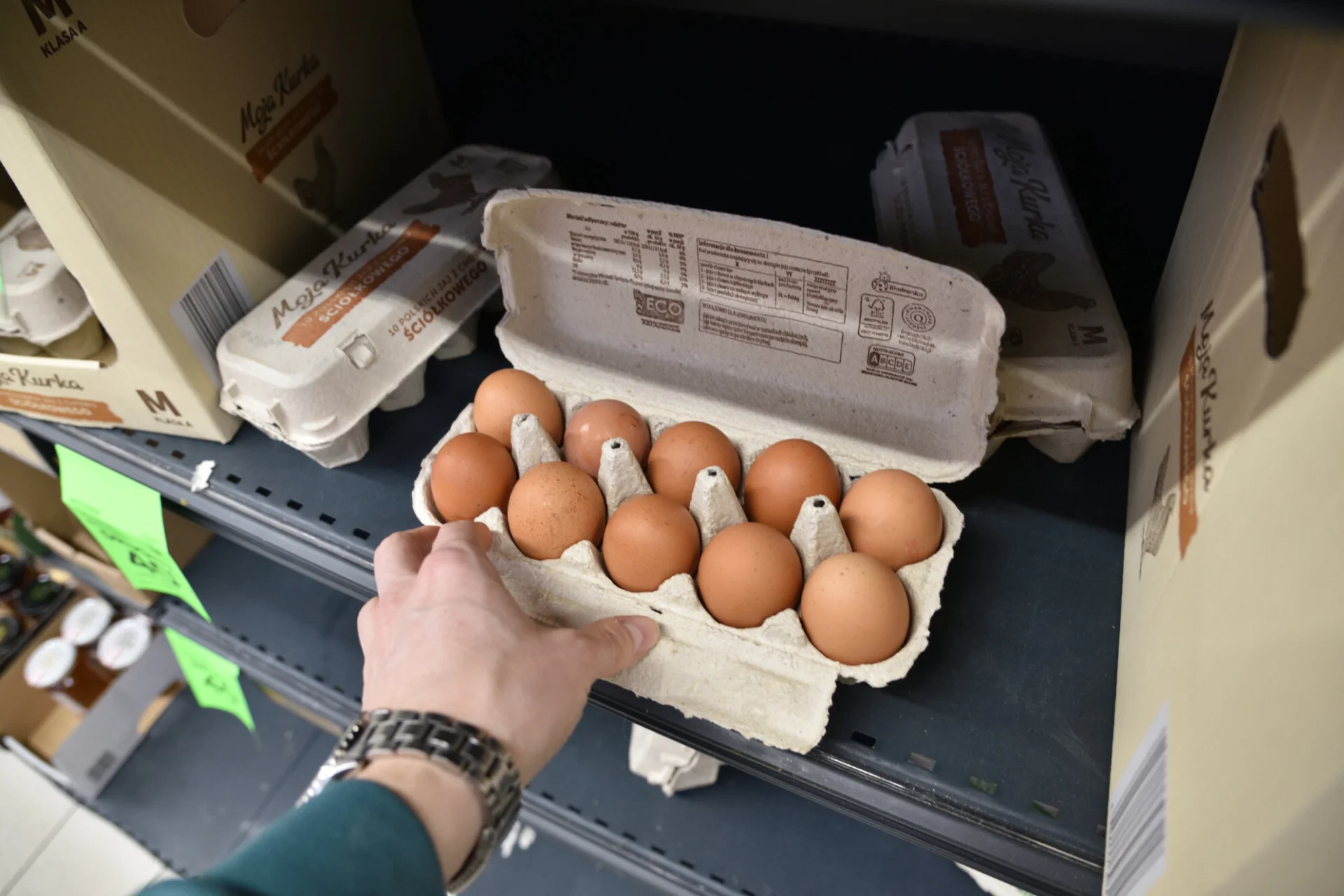 Dlaczego jajka są takie drogie? Przyczyn jest kilka i na Wielkanoc będzie gorzej