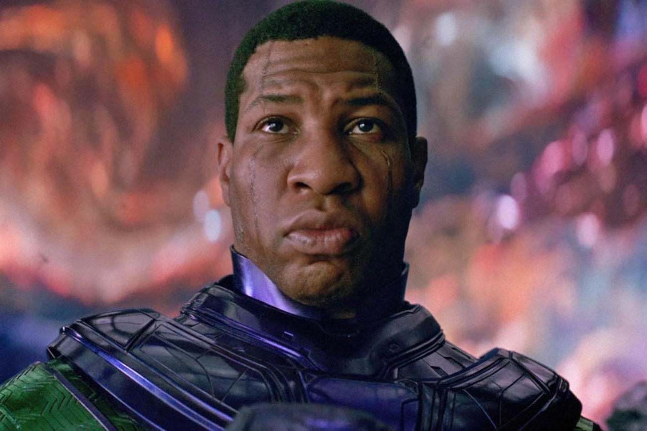 Pod adresem Jonathana Majorsa pojawiły się kolejne oskarżenia. Pod adresem Jonathana Majorsa pojawiły się kolejne oskarżenia.