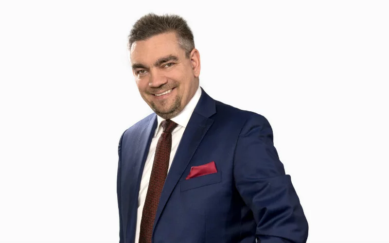 dr Adam Drozdowski, CFA, CIIA