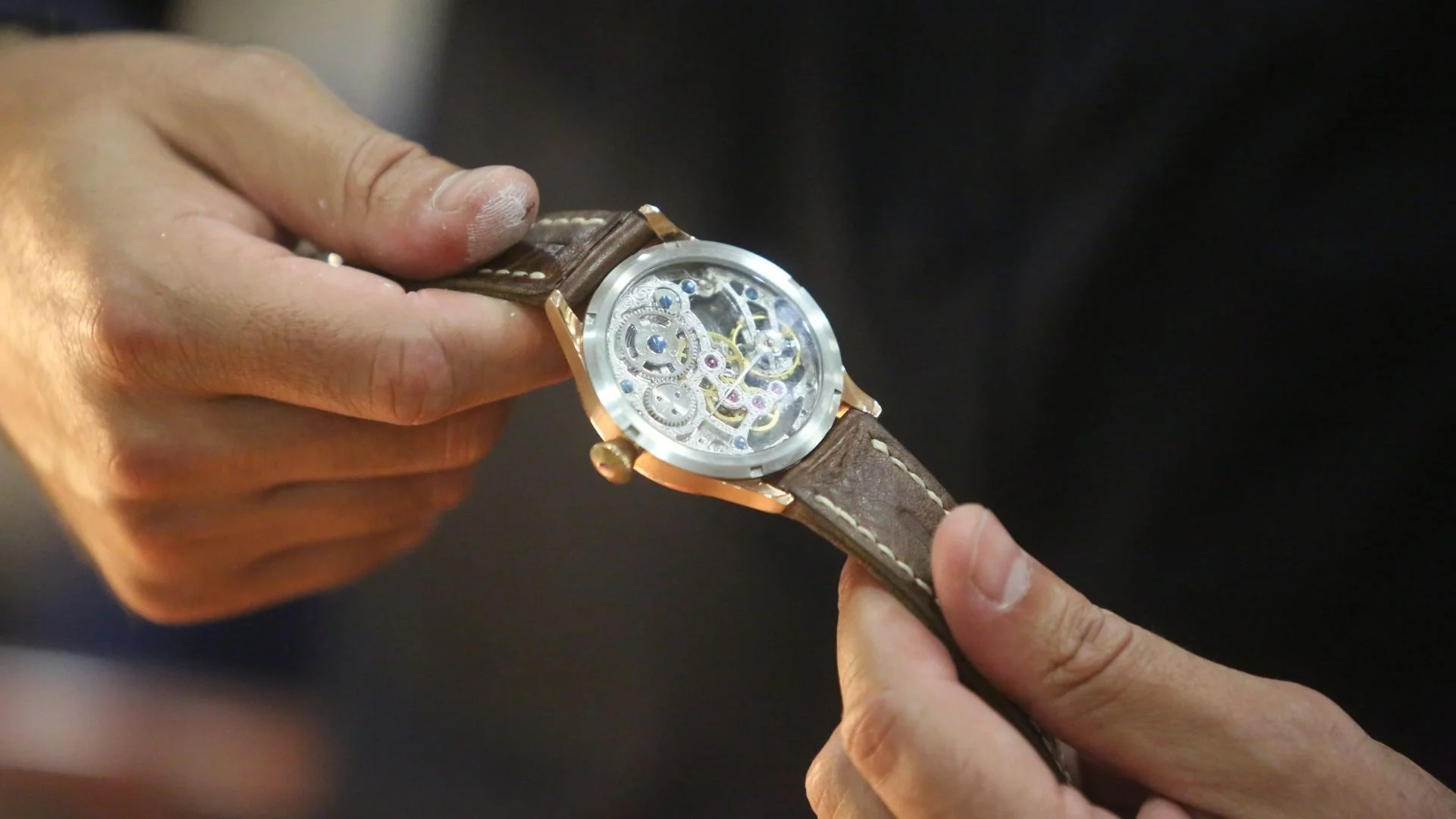 Zmiany czasu na zimowy 2025. Tej nocy pośpimy dłużej.