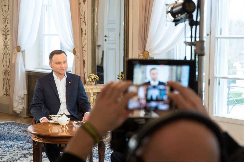 Andrzej Duda relacjonował rozmowę z Beatą Szydło. – Nie damy rady – miała powiedzieć.