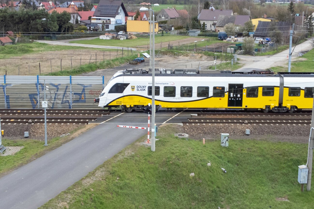 Zatrzymano 29-letniego policjanta w związku z nadaniem sygnału radiowego stop.