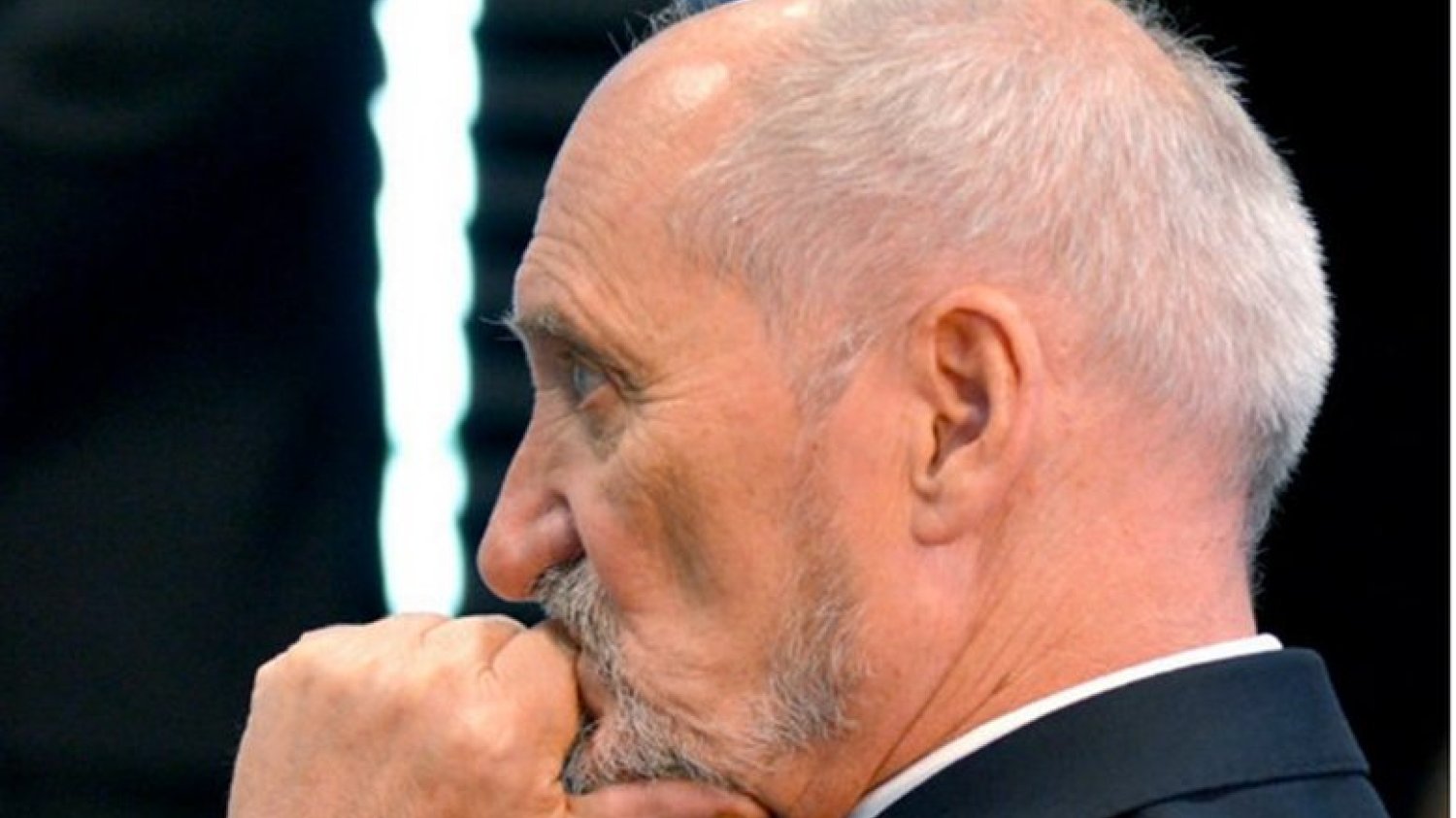 Antoni Macierewicz to nie tylko najwyższy kapłan tzw. religii smoleńskiej