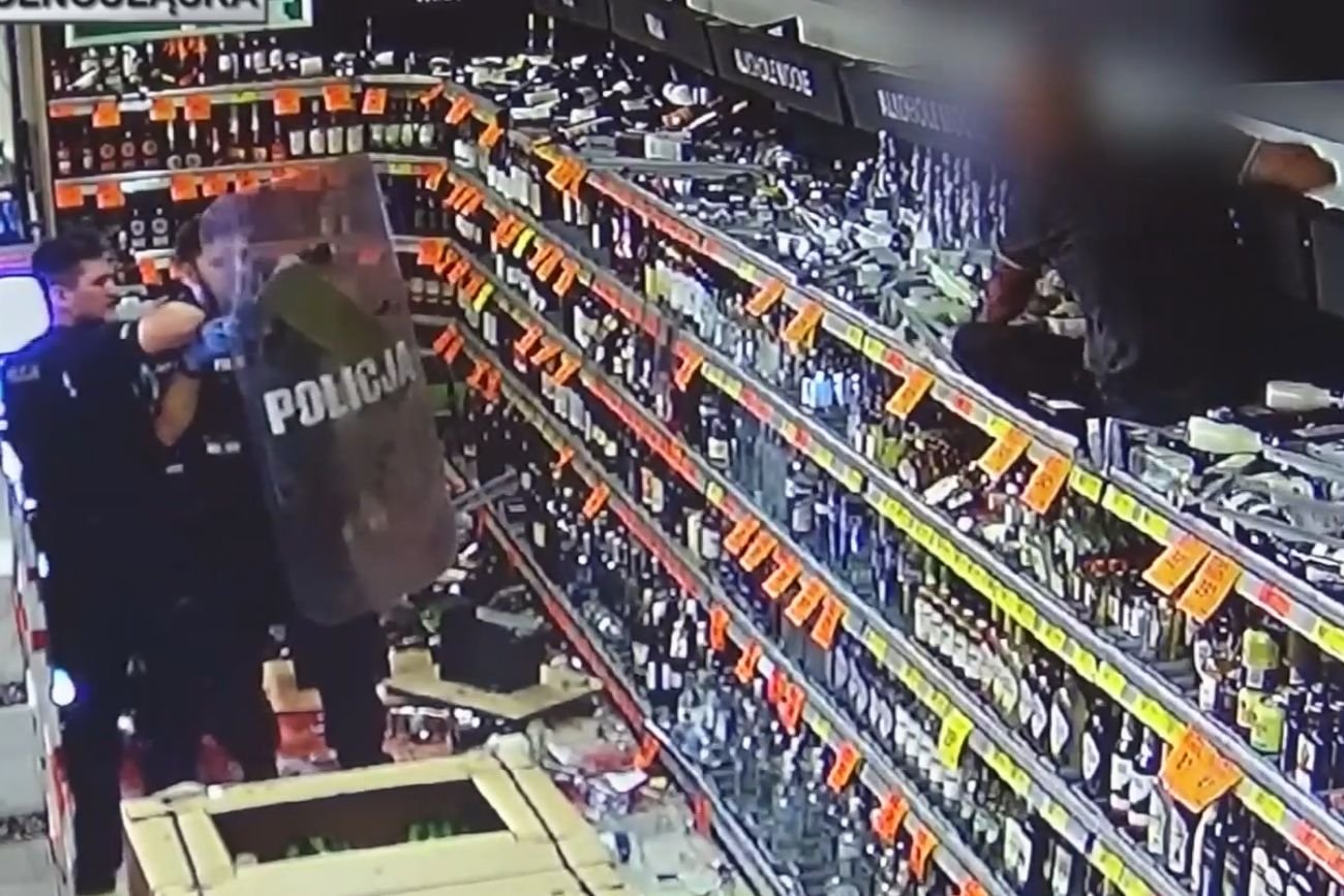 Interwencja policji w Biedronce w Głogowie