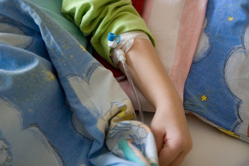 Inwazyjna choroba menigokokowa nie zdarza się często, ale ma bardzo ciężki przebieg i bywa, że lekarzom nie udaje się uratować chorego.