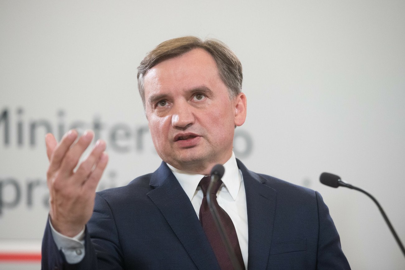 Ziobro wypuszcza kobietę skazaną za rozbój. Trwa spór o słuszność decyzji Prokuratora Generalnego