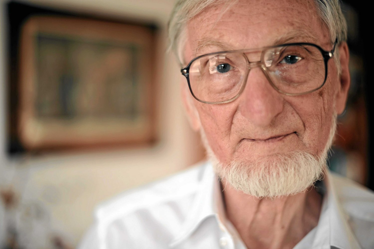 Prof. Andrzej Walicki w ostatnim wywiadzie, jakiego udzielił Jackowi Żakowskiemu z "Polityki" powiedział, że Polska oszukuje się, iż jest częścią Zachodu.