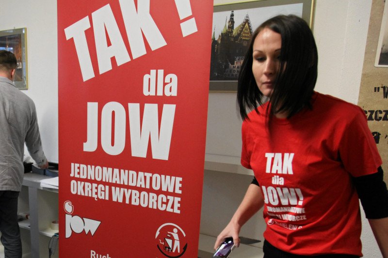 Polacy przekonali się do JOW-ów?