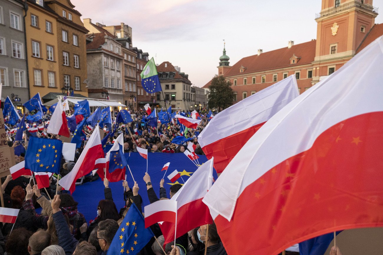 Jak po 19 latach w UE widzą Polskę za granicą? Zapytaliśmy kilku ekspertów.