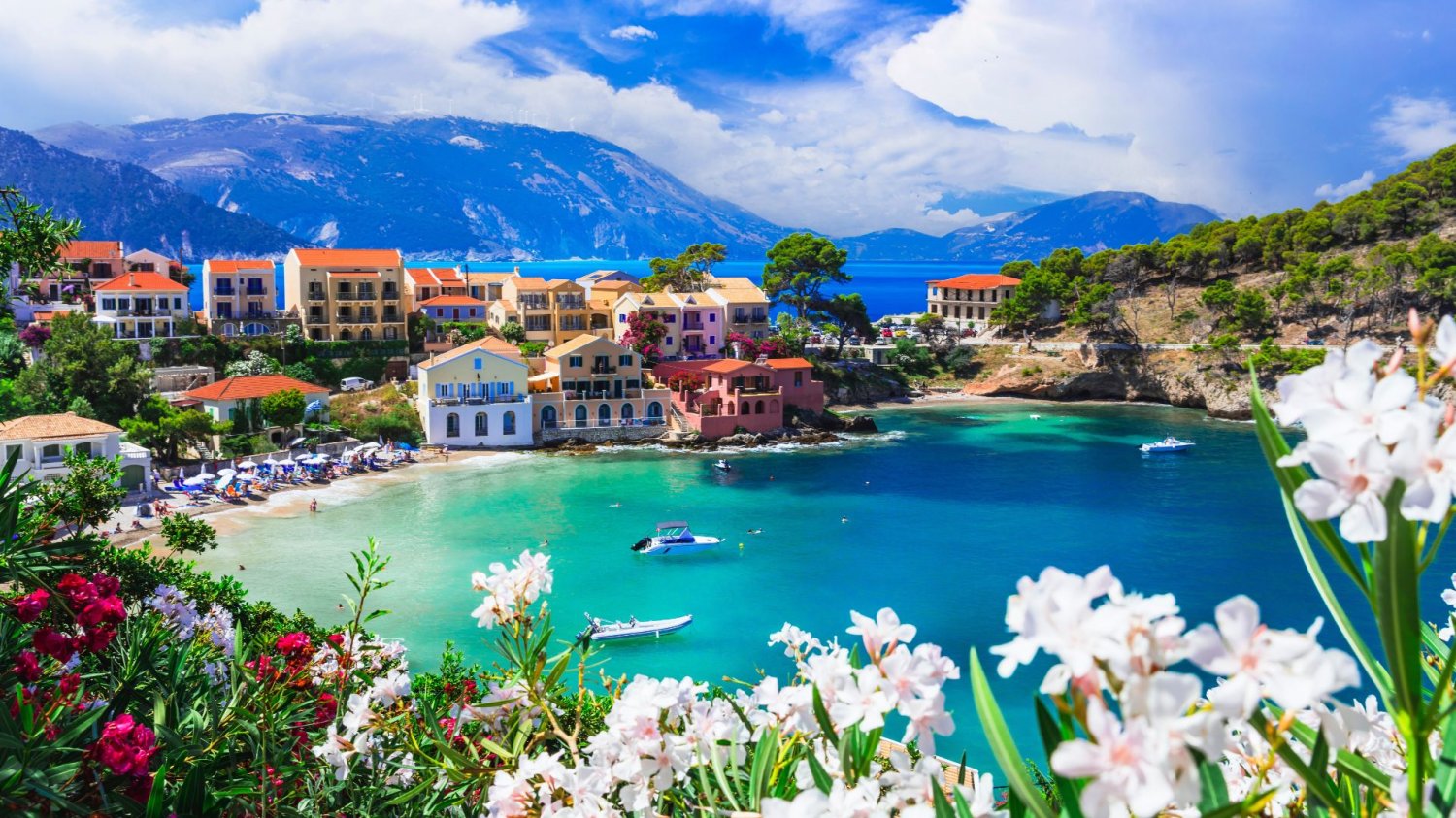 Grecja ma jedną z najładniejszych plaż świata Kefalonia w Grecji z jedną z najładniejszych plaż świata