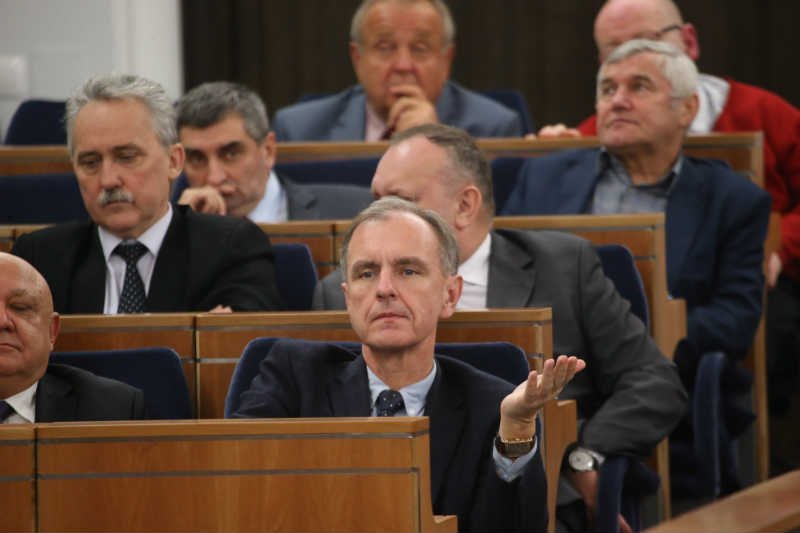 Senat przyjął m.in. "małą" ustawę medialną. Na zdjęciu obrady 23 grudnia.