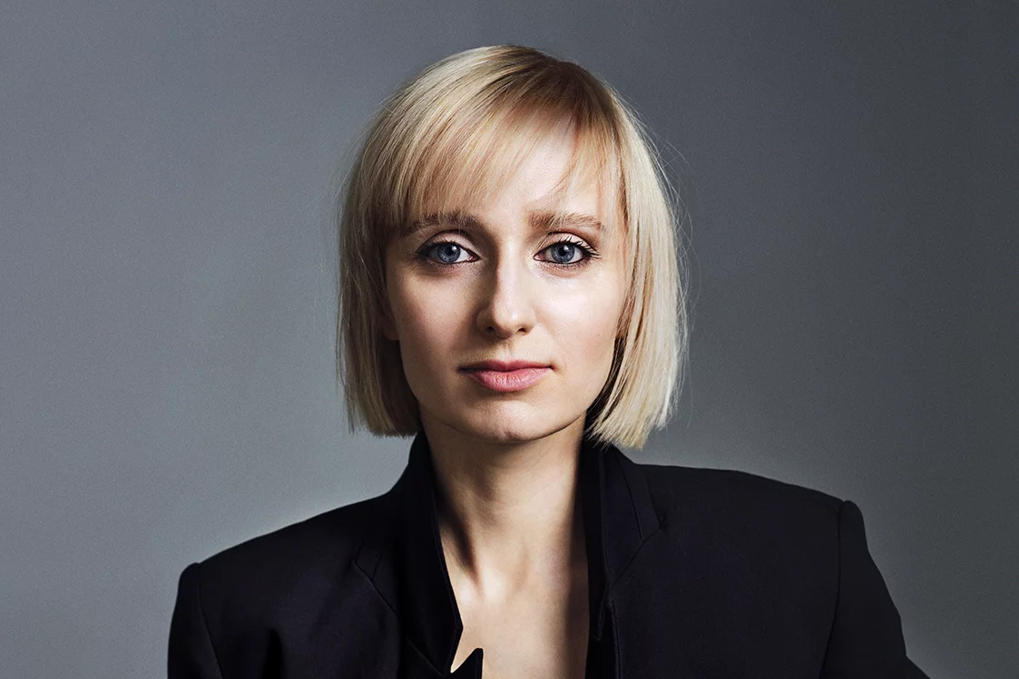 Izabela Janiszewska, dziennikarka i pisarka