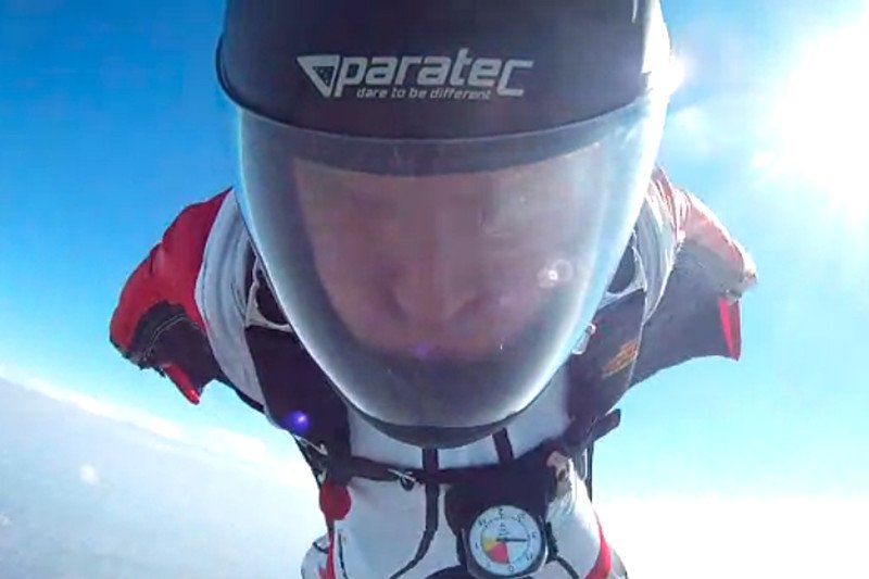 Przeżył blisko 400 skoków, teraz walczy o życie ze śmiertelną chorobą. "Marzę tylko o tym, aby mój syn żył"