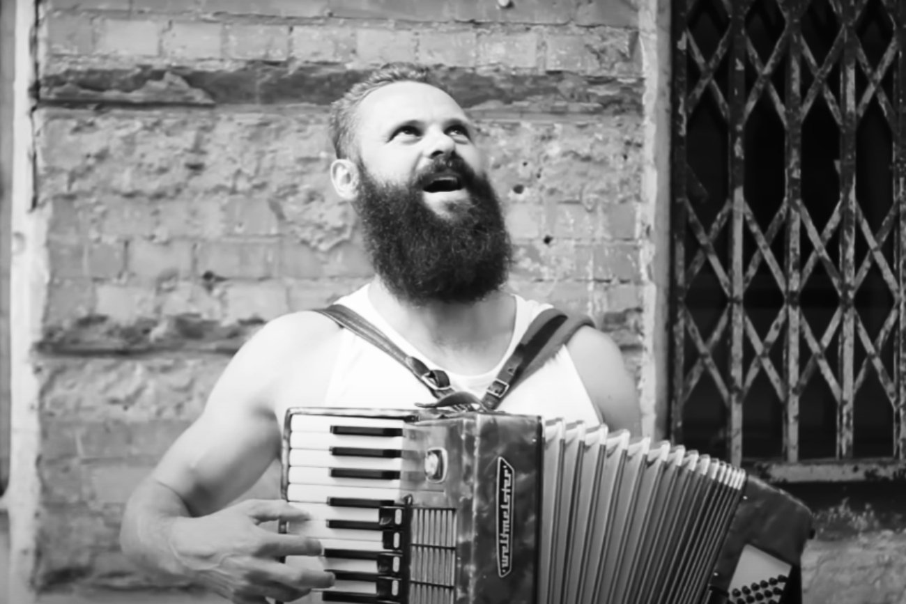 Zmarł Witek Muzyk Ulicy. Artysta miał 42 lata.