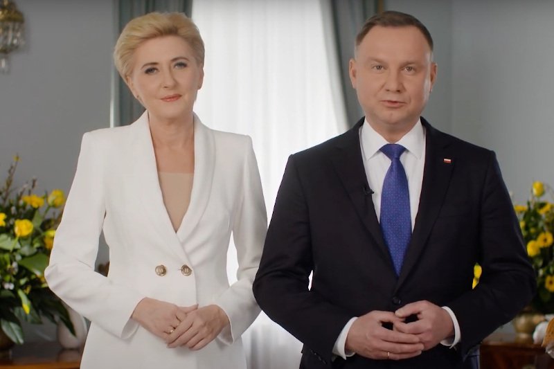Para prezydencka złożyła życzenia na Wielkanoc.
