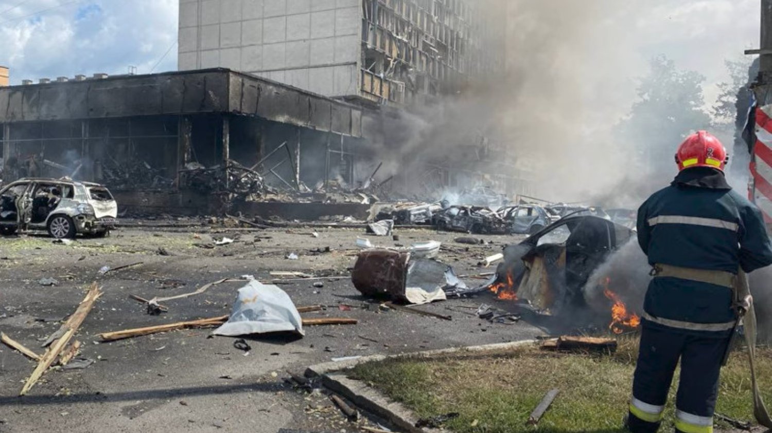 Rosja uderzyła w centrum Winnicy. Wśród ofiar śmiertelnych dwoje dzieci