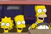 Homer Simpson z dwójką swoich dzieci
