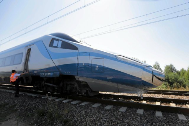 Pociąg Pendolino potrącił śmiertelnie mężczyznę na wysokości trasy S2.