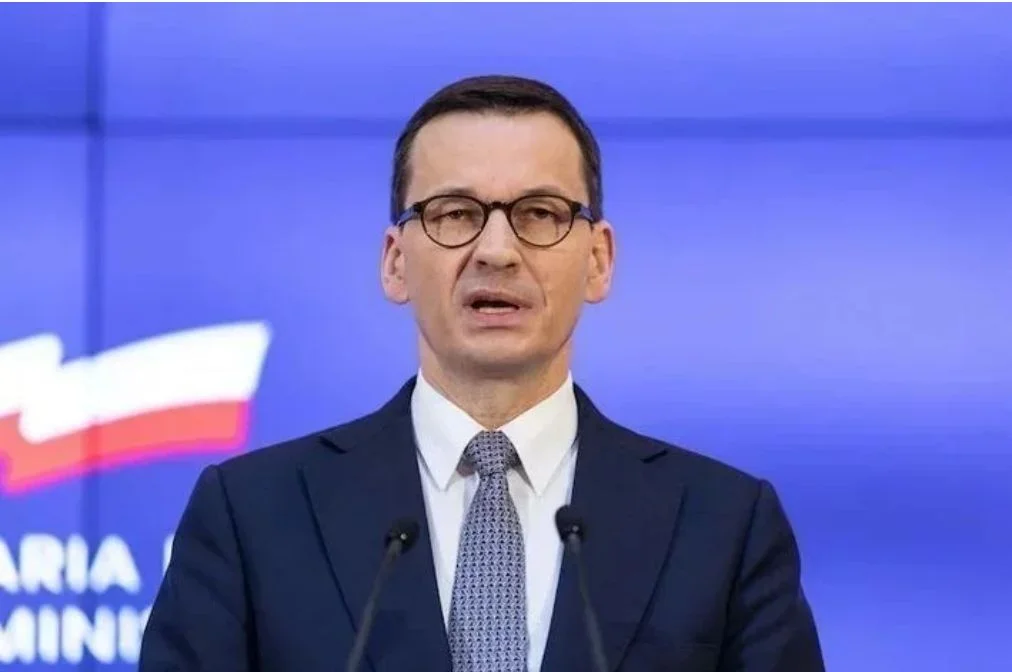 Komisja Europejska napisała list do Polski, w którym apeluje o wycofanie wniosku złożonego przez premiera Mateusza Morawieckiego do Trybunału Konstytucyjnego