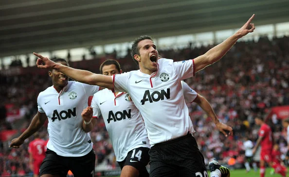 Czy Robin van Persie doprowadzi Manchester United do czwartego tytułu?