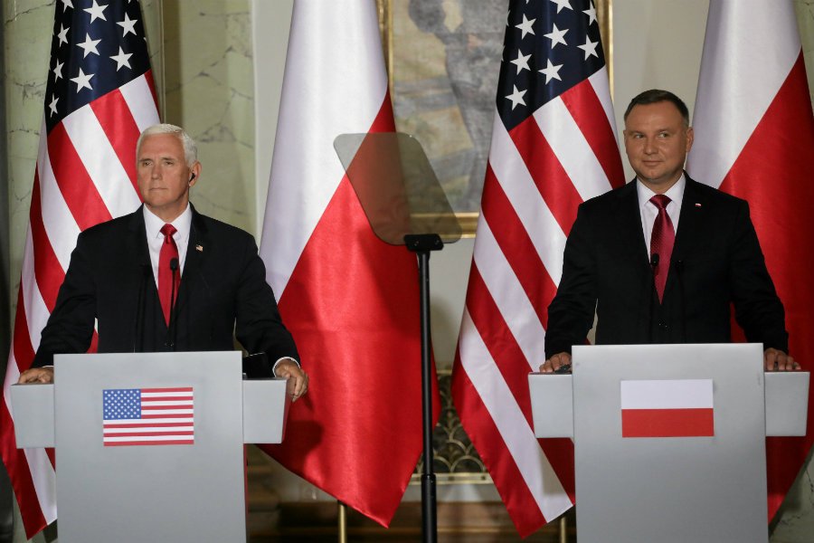 Michael Pence potwierdził, że Polska zbliża się do statusu państwa bezwizowego, jednak zabrakło jakichkolwiek konkretów.