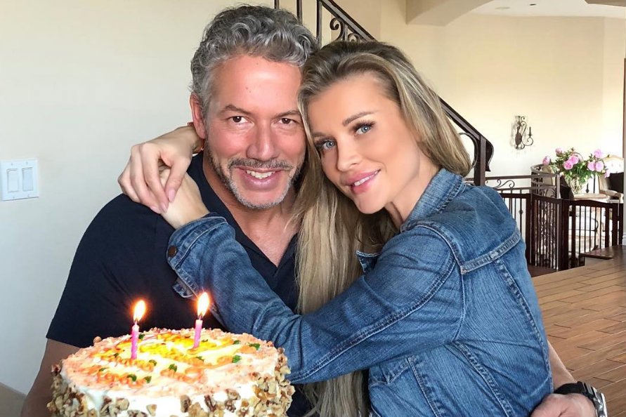 "Fakt" podaje, że Joanna Krupa rozstała się z Douglasem Nunesem.