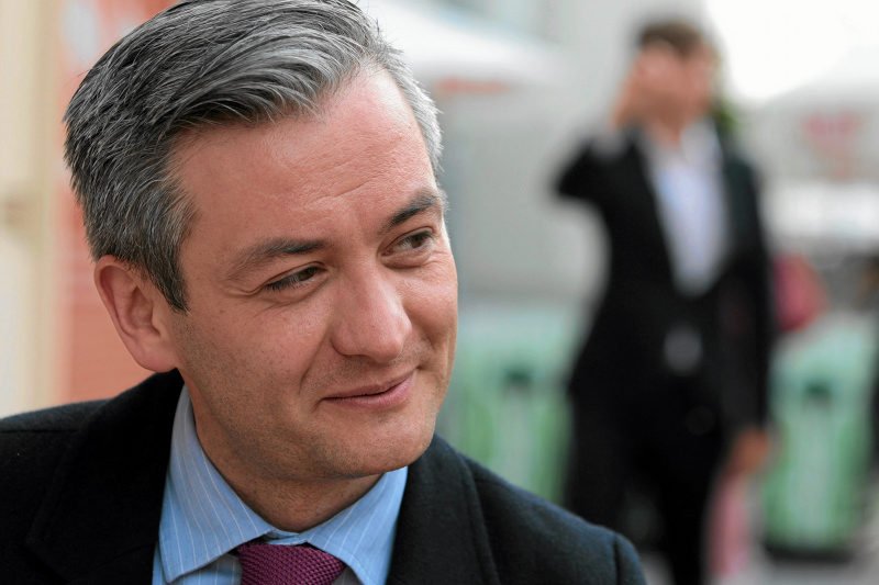 Robert Biedroń odpowiada na słowa Jana Tomaszewskiego: Przecież ostatnio kopaliśmy piłkę na Agrykoli.