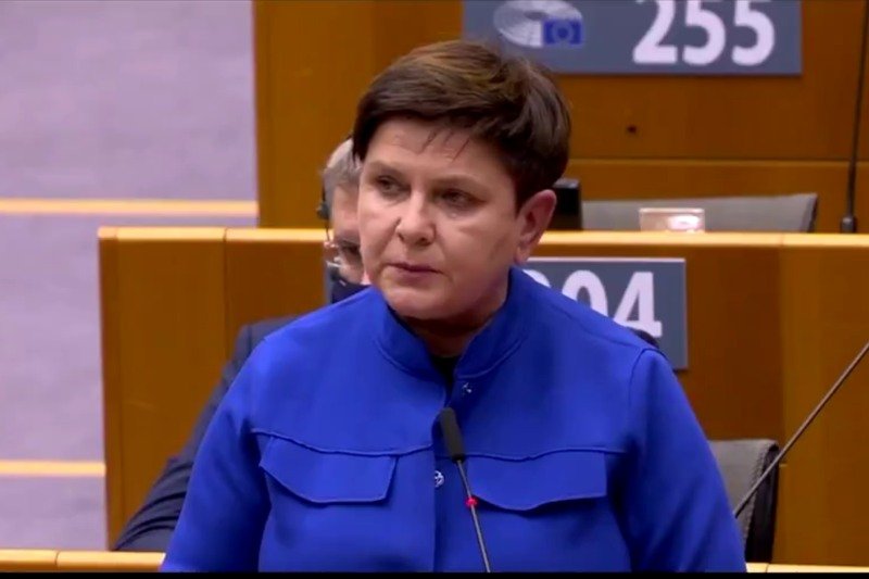 Beata Szydło zabrała głos ws. praworządności w PE. Beata Szydło w kuriozalny sposób zabrała głos ws. praworządności w PE.