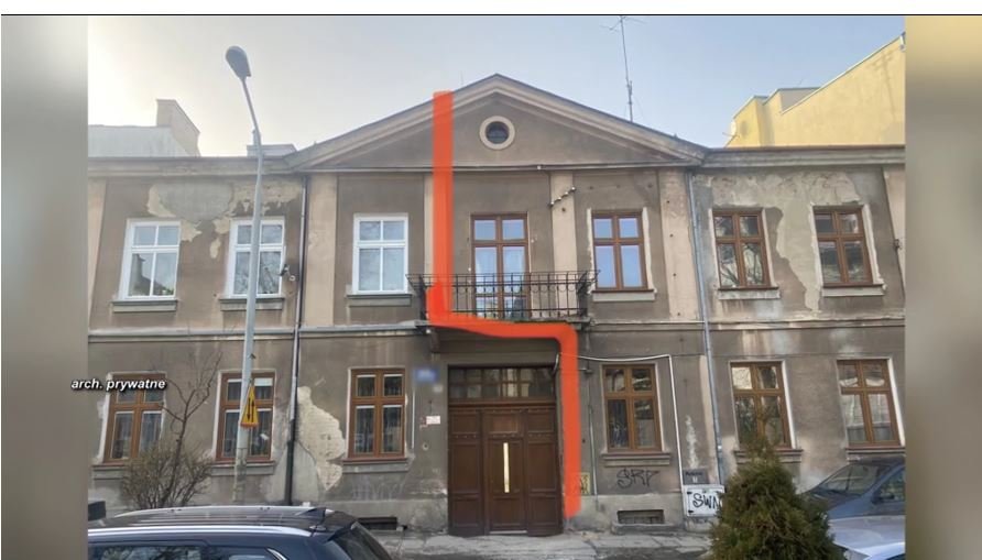 Nie zgadzał się z metrażem mieszkania, więc wyburzył ścianę i postawił nową. Zabrał sąsiadowi kilkanaście metrów