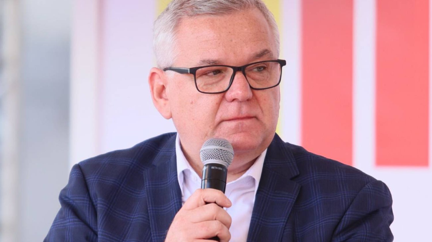 Artur Andrus odchodzi ze szkła kontaktowego. Rezygnacja Daukszewicza
