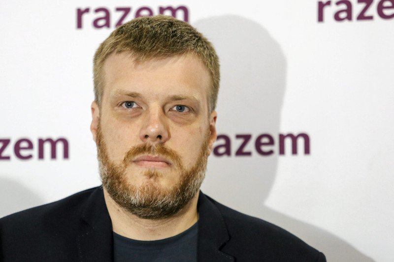 Według nieoficjalnych informacji, Adrian Zandberg z Partii Razem wystartuje w wyborach na prezydenta Warszawy.