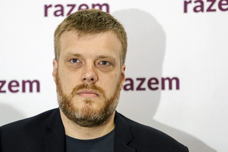 Według nieoficjalnych informacji, Adrian Zandberg z Partii Razem wystartuje w wyborach na prezydenta Warszawy.