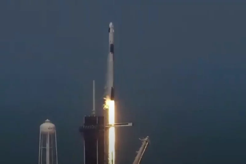 Rakieta Falcon 9 poleciała w kosmos!