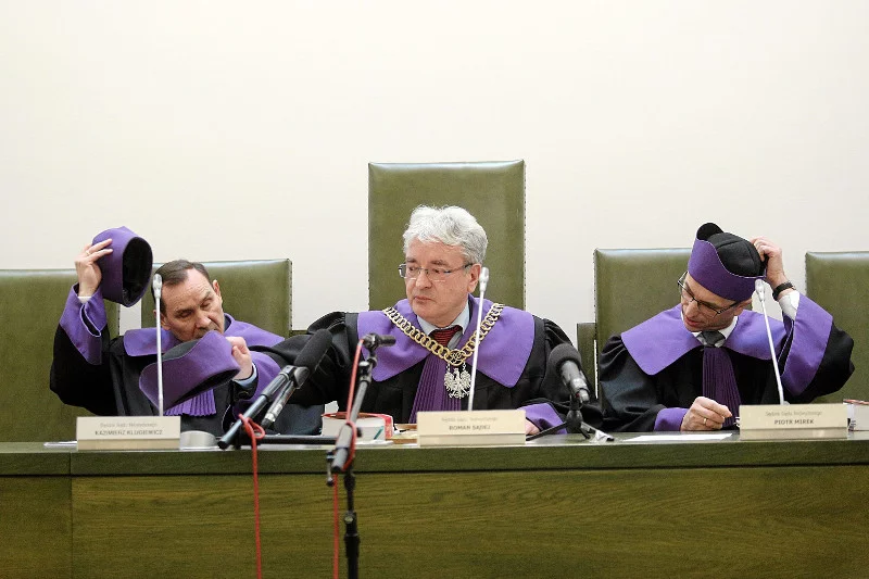 Wczoraj w nocy do Sejmu wpłynął projekt nowej ustawy o Sądzie Najwyższym. To ostatni akord w przejęciu sądów przez PiS.
