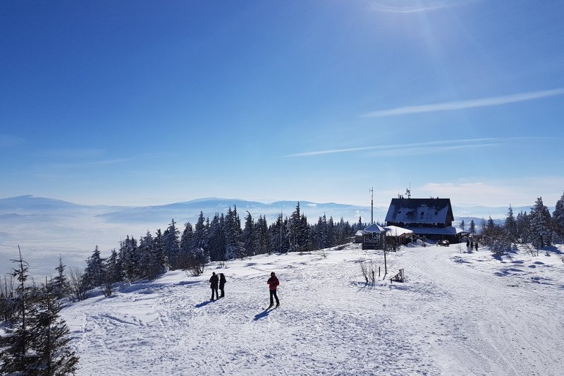 Narty to drogi sport, ale skipass w Szczyrku nie musi kosztować majątku.