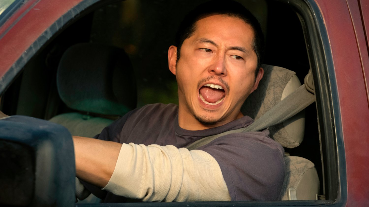 "Awantura" Netflix: recenzja Steven Yeun w serialu "Awantura"