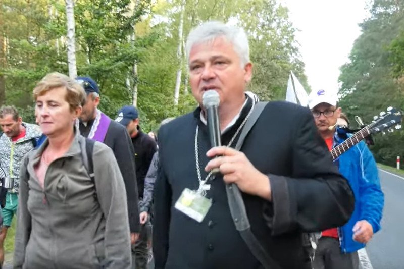 Kardynał Konrad Krajewski podczas pielgrzymki na Jasną Górę.