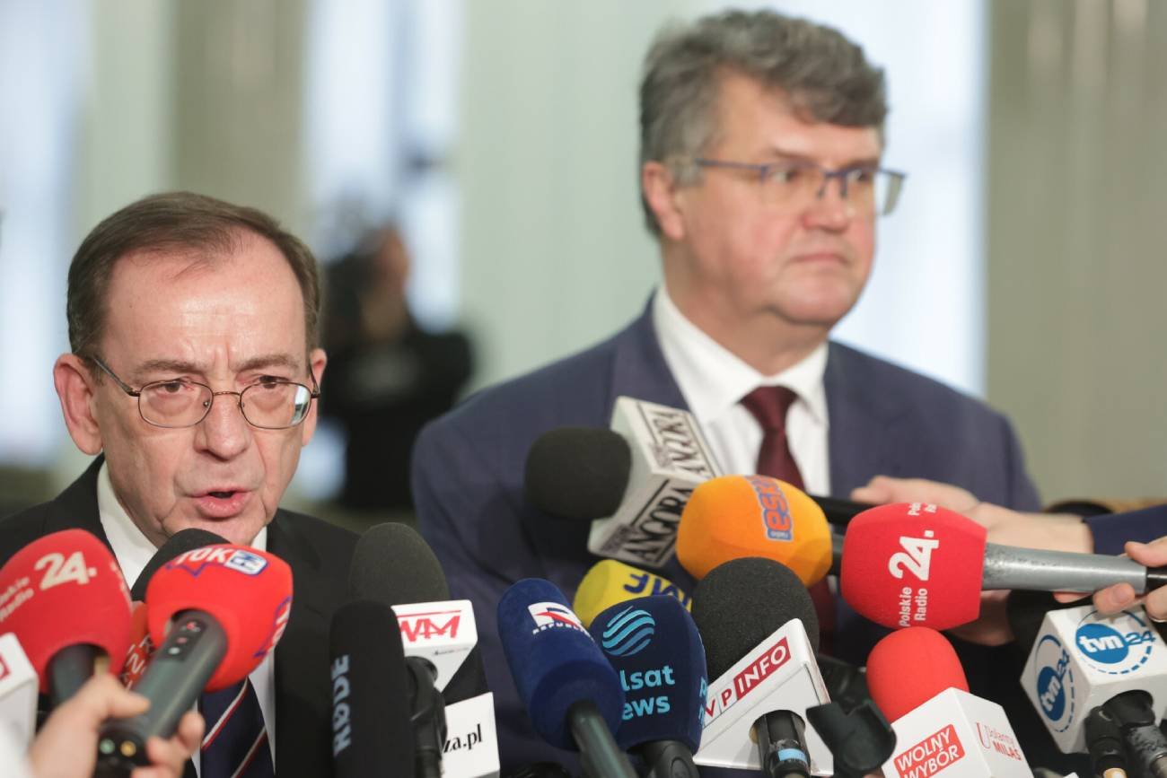 Czy Kamiński i Wąsik powinni pozostać posłami? [SONDAŻ]