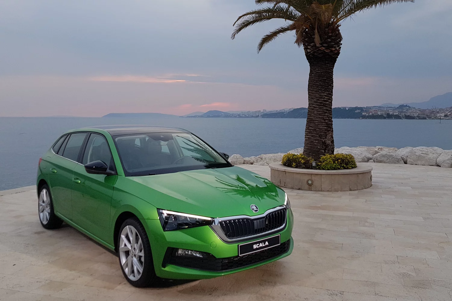 Skoda przygotowała łącznie 12 kolorów nadwozia dla modelu Scala.