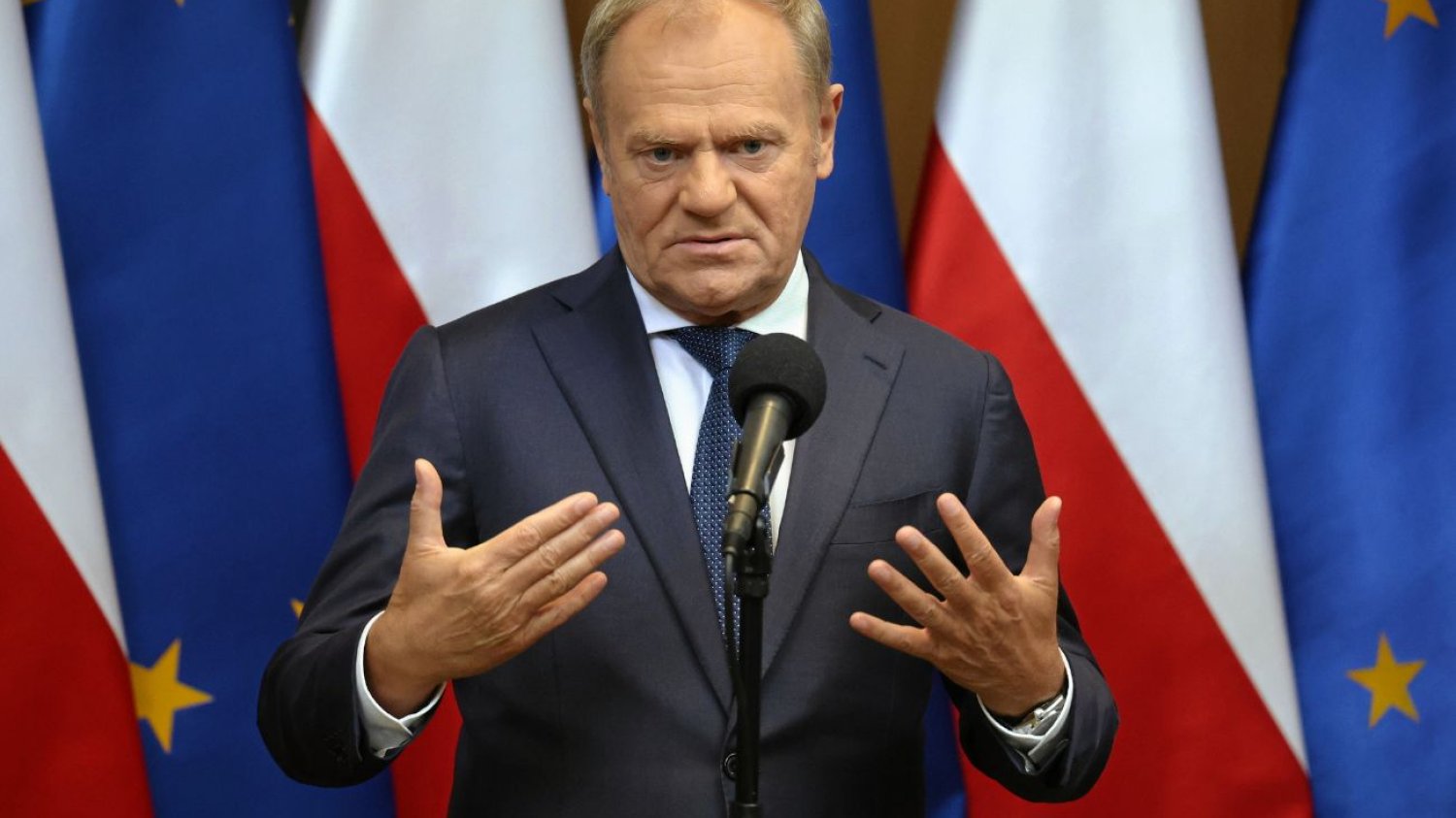 Kolejne spięcie w koalicji rządzącej. Powodem była ta wypowiedź o Tusku. Zgrzyt w koalicji rządzącej. Wiceminister ostro zareagował na słowa o Tusku.