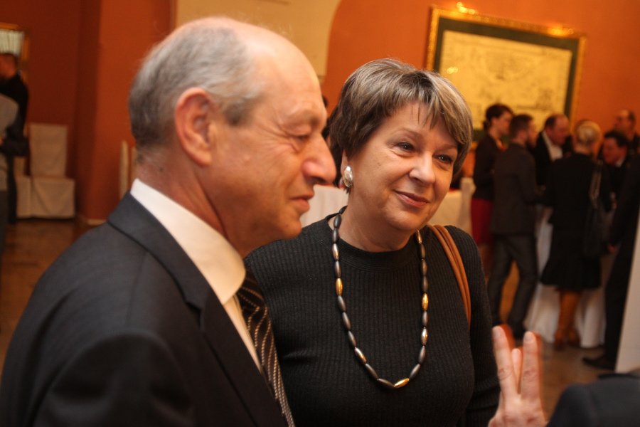 Henryk Orfinger i Irena Eris zaszczepili się przeciw covid-19