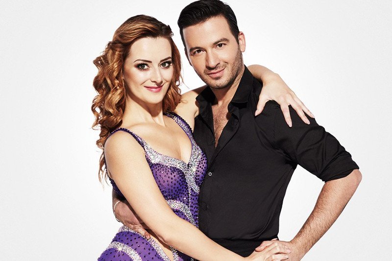 Iwona Cichosz -Miss Świata Głuchych 2016 tańczy w parze ze Stefano Terrazzino.