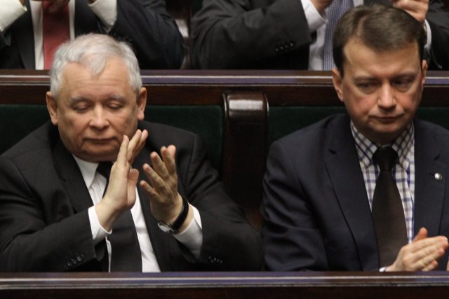 PiS znów pokonało PO