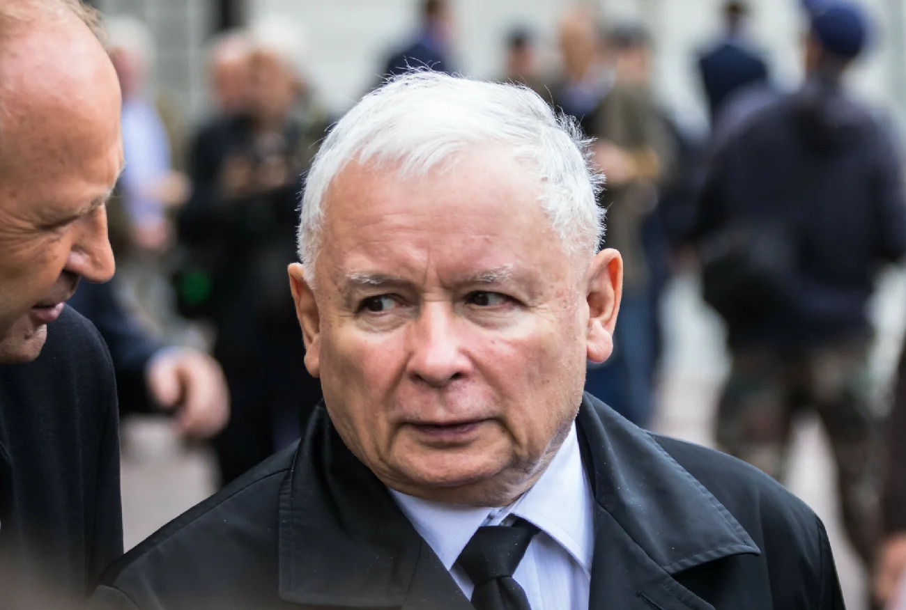 Napluł kobietom w twarz i chodzi zadowolony. Od kolejnych głupot Kaczyńskiego aż więdną mi uszy.