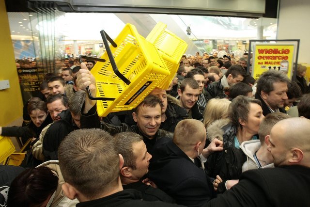 Otwarcie galerii Malta w Poznaniu, w 2009 roku. Dziś stolica wielkopolski to jedno z najbardziej "ugaleriowionych" miast Polski.