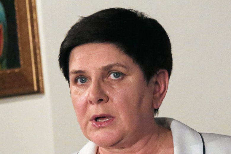 Beata Szydło nie wiedziała co ma odpowiedzieć na pytanie dziennikarza PR24.