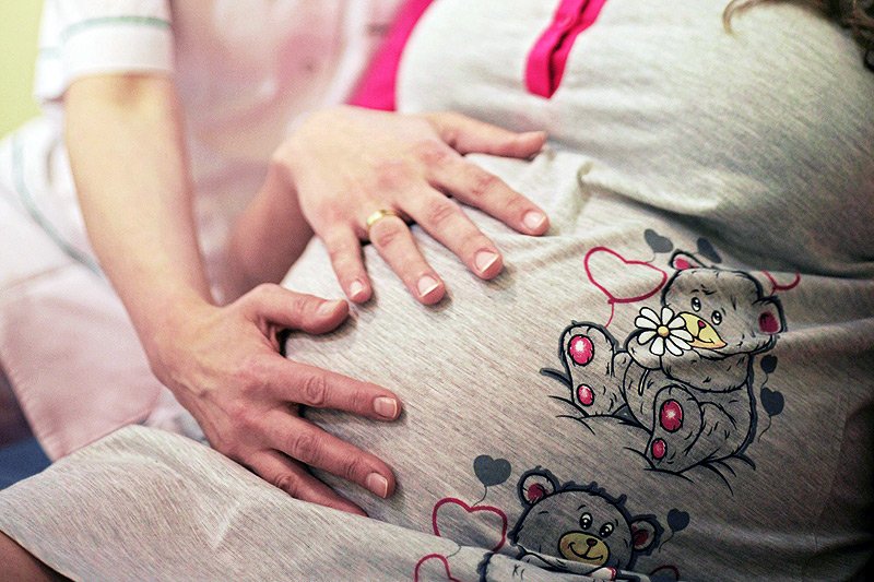 Niechciana ciąża wciąż okazuje się powodem do wygnania ciężarnych kobiet z rodzinnych domów i miejscowości. Takie przeżycia mała za sobą ciężarna odnaleziona na dworcu w Gdańsku.