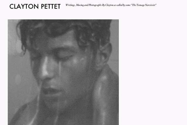 Clayton Pettet chce stracić dziewictwo na scenie na oczach publiczności.