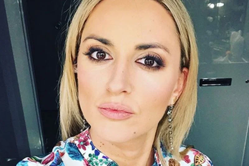 Karolina Szostak wygląda fantastycznie. Dziennikarka właśnie zakończyła po raz kolejny post dr Dąbrowskiej
